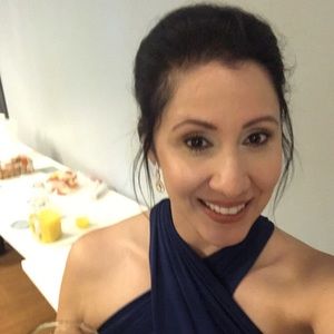 Meet your Posher, Claudia